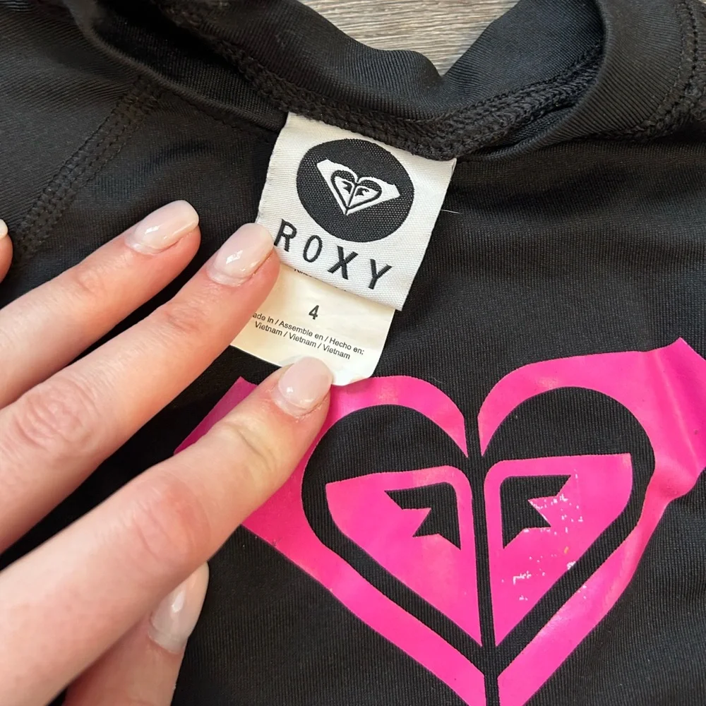 Roxy Rash Guard - Picture 3 of 3